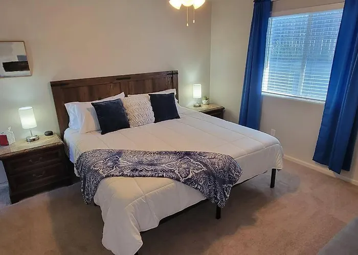 3 Bed 2.5 Bath Smart With Rv Parking