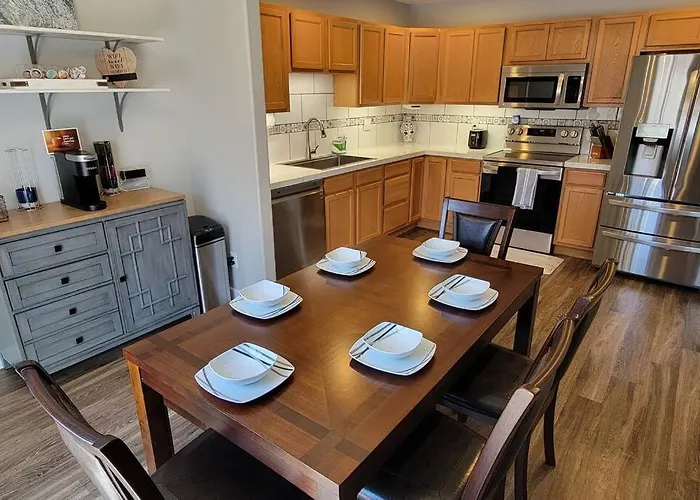 3 Bed 2.5 Bath Smart With Rv Parking
